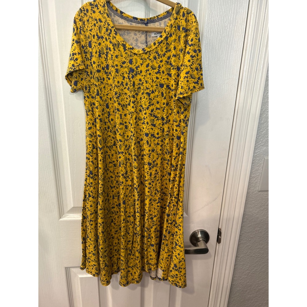 Nordstrom Dress Yellow Floral Short Sleeve Rayon Spandex Swing Kids Casual bin A